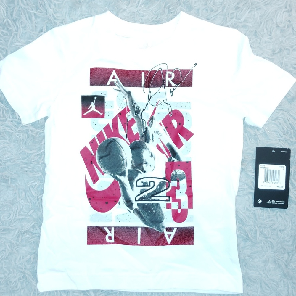 Jordan t shirt 3-4. Boys